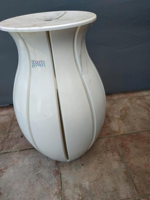 Parasolhouder - tafeltje - als sierstuk, Tuin en Terras, Overige Tuin en Terras, Zo goed als nieuw, Ophalen