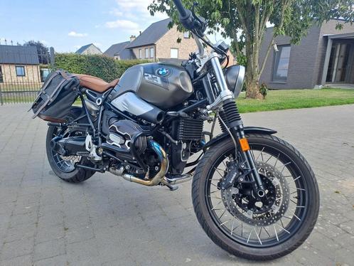 Super mooie bmw r nine t 2023 en 9900 km,garantie tot 03/28, Motoren, Motoren | BMW, Particulier, 2 cilinders, Ophalen