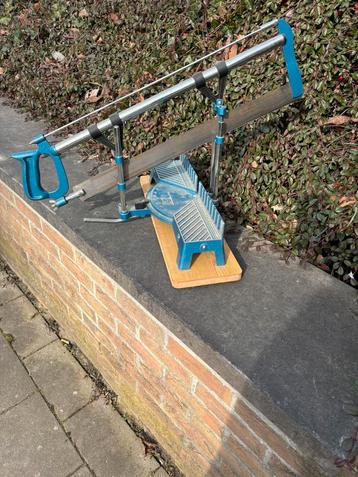 Scie à onglet -80€, Bricolage & Construction, Enlèvement, Comme neuf, Scie à onglet