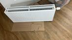 Stelrad Novello ECO 1686W, Doe-het-zelf en Bouw, Ophalen, 30 tot 80 cm, Radiator, Zo goed als nieuw