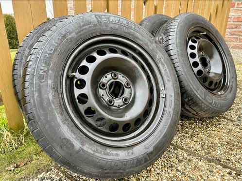 Originele Mercedes Klasse A/B velgen, TMPS, Banden 195 65 15, Auto-onderdelen, Banden en Velgen, Banden en Velgen, Zomerbanden