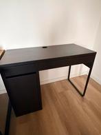 MICKE (Ikea) Bureau, zwartbruin, 105x50 cm, Huis en Inrichting, Bureaus, Ophalen, Gebruikt, Bureau