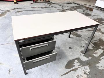 Table de bureau avec 2 tiroirs, Enlèvement, Utilisé, Bureau