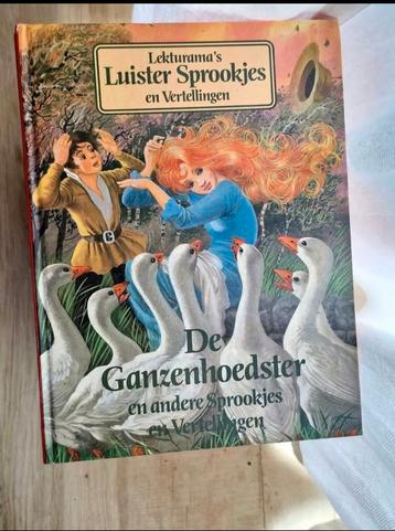25 sprookjesboeken beschikbaar voor biedingen
