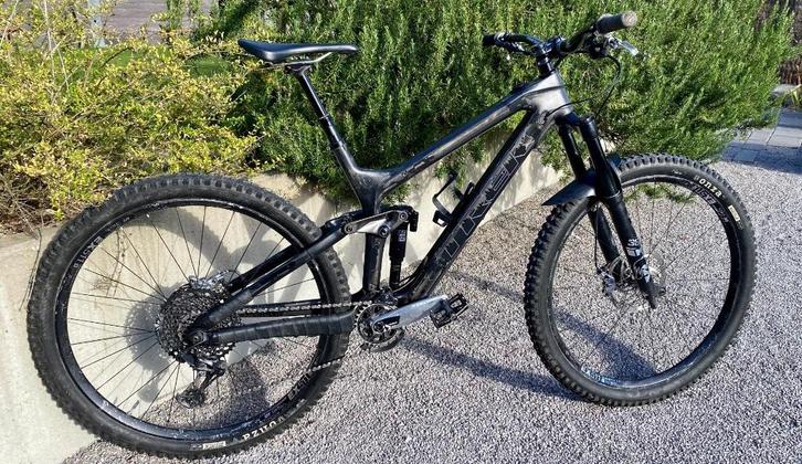 TREK SLASH 9.8 carbon ProjectOne, Fietsen en Brommers, Fietsen | Mountainbikes en ATB, Gebruikt, Trek, Fully, Ophalen