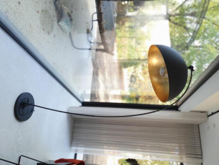 Lindby booglamp Jonera, zwart goud, Huis en Inrichting, Lampen | Vloerlampen, Gebruikt, 150 tot 200 cm, Metaal, Ophalen
