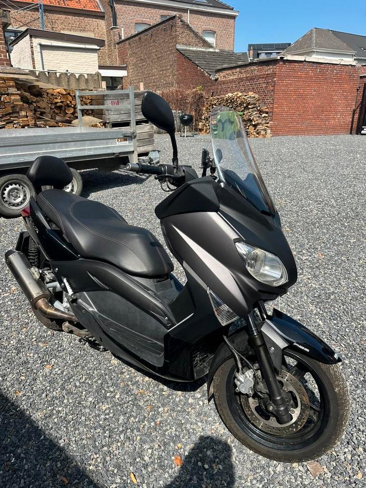 Yamaha Xmax 250, Motoren, Motoren | Yamaha, Particulier, Scooter, 12 t/m 35 kW, 1 cilinder, Minimaal motorrijbewijs A1, ABS, Sportuitlaat