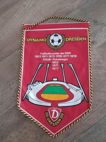 fanion Dynamo Dresden, Enlèvement ou Envoi, Comme neuf, Fanion ou Écharpe
