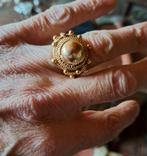 18k gouden ring, Bijoux, Sacs & Beauté, Bagues, Comme neuf, Enlèvement ou Envoi