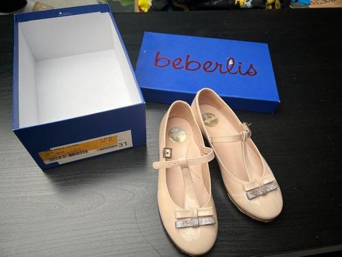 beberlis 31, Kinderen en Baby's, Kinderkleding | Schoenen en Sokken, Zo goed als nieuw, Schoenen, Meisje, Ophalen of Verzenden