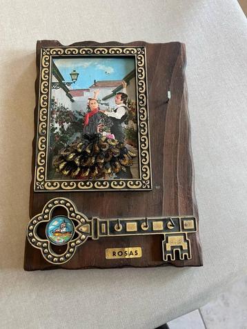 Houten Wanddecoratie beschikbaar voor biedingen