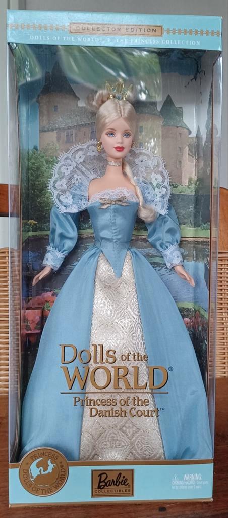 Barbie dolls of the world Danish Court, Collections, Poupées, Comme neuf, Enlèvement ou Envoi