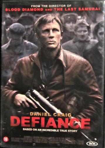 DVD OORLOG- DEFIANCE (DANIEL CRAIG) beschikbaar voor biedingen