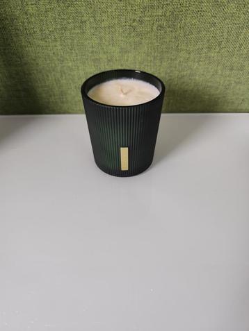 geurkaars uit de The Ritual of Jing collectie van RITUALS beschikbaar voor biedingen
