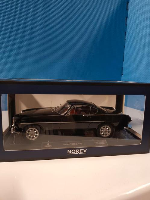 Schaalmodel volvo p 1800s, gelimiteerde versie norev., Hobby en Vrije tijd, Modelauto's | 1:18, Zo goed als nieuw, Norev, Ophalen of Verzenden