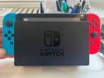 Nintendo SWITCH V2-console nooit gebruikt, Games en Spelcomputers, Spelcomputers | Nintendo 2DS en 3DS, Met games, Zwart, Nieuw