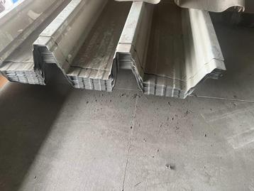 steeldeck galva beschikbaar voor biedingen