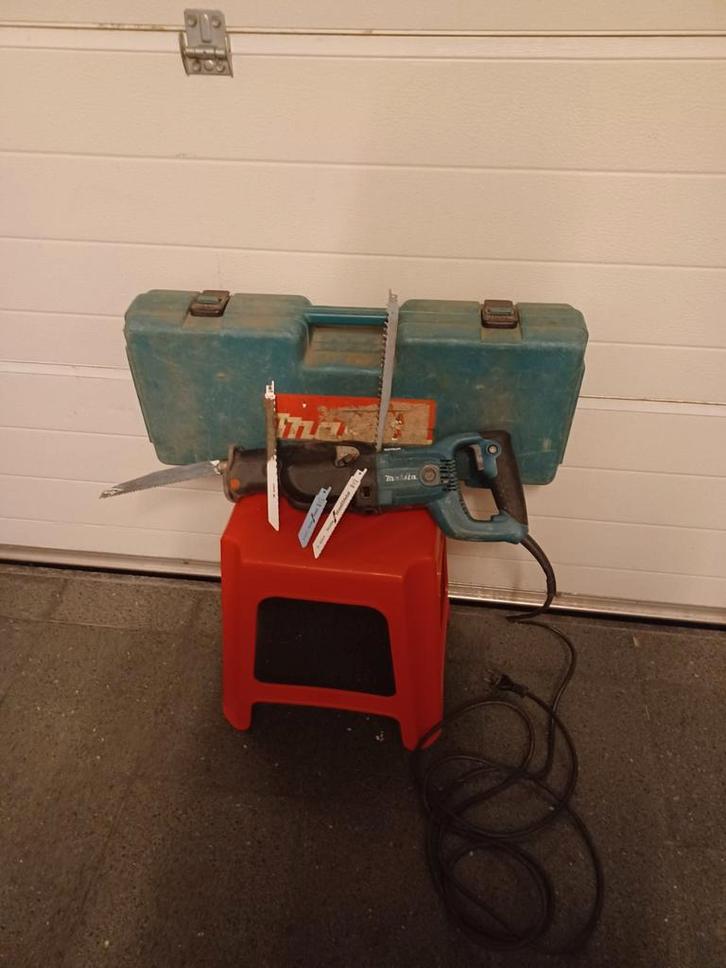 Makita reciprozaag 1250watt prof 5zaagbladen hout en metaal, Doe-het-zelf en Bouw, Gereedschap | Zaagmachines, Reciprozaag, Ophalen of Verzenden