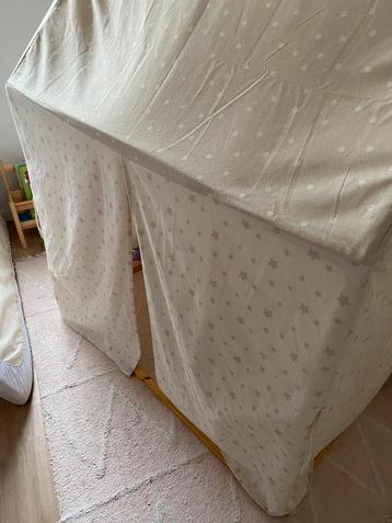 Speeltent voor meisjes - inclusief zacht matrasje beschikbaar voor biedingen