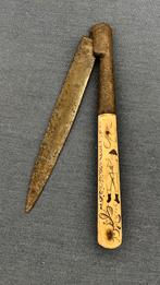 Ancien couteau corse Vendetta gravé Napoléon, Enlèvement ou Envoi