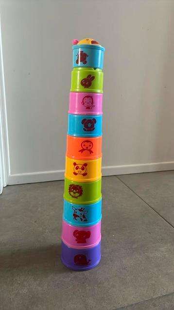 Stapeltoren beschikbaar voor biedingen