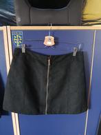 Zwarte rok, Ophalen, Zo goed als nieuw, Maat 38/40 (M)