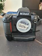 Nikon F100 + Nikon grip MB-15, Audio, Tv en Foto, Ophalen of Verzenden, Zo goed als nieuw, Spiegelreflex, Nikon