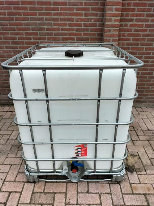 IBC tanks vaten regenton houtkrat slowfeeder zeer mooi!!, Tuin en Terras, Regentonnen, Zo goed als nieuw, Kunststof, Ophalen