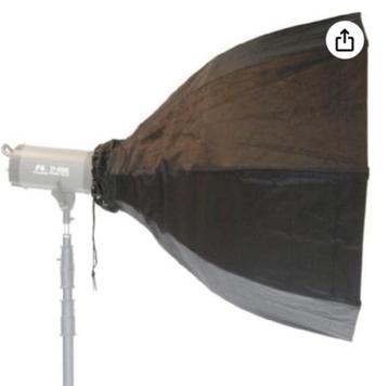 Falcon Eyes Diep Octa 100cm met honingraat ,diepte 80cm beschikbaar voor biedingen