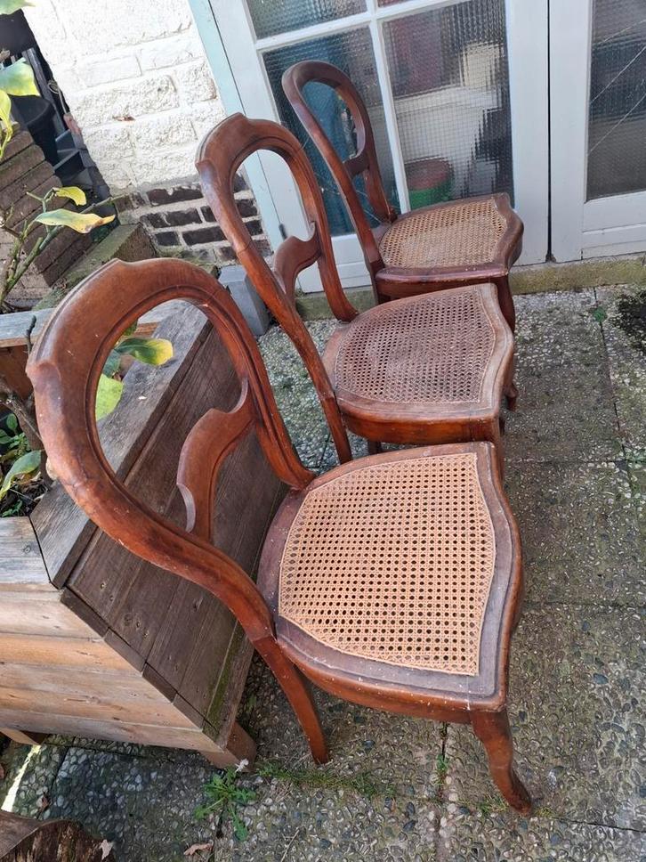 3 antieke stoelen - thonet, Antiek en Kunst, Antiek | Meubels | Stoelen en Sofa's, Ophalen