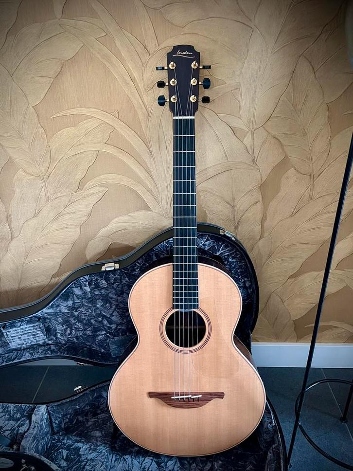 Lowden S32 12 Fret 2021, Muziek en Instrumenten, Snaarinstrumenten | Gitaren | Akoestisch, Zo goed als nieuw, Western- of Steelstringgitaar