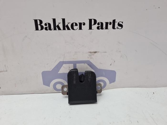 Slotmechaniek Achterklep van een Volkswagen Polo, Auto-onderdelen, Carrosserie, Volkswagen, Gebruikt, 3 maanden garantie