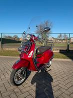 Vespa sprint / primavera B klasse, Ophalen, Zo goed als nieuw