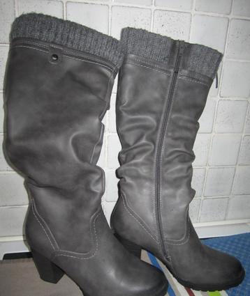 Dames Laarzen, Kleding | Dames, Hoge laarzen, Ophalen of Verzenden, Zo goed als nieuw, Grijs