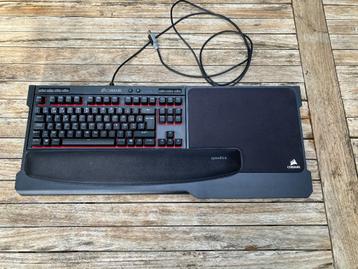 Corsair Gaming Lapboard + clavier mécanique, Enlèvement ou Envoi, Clavier gamer, CORSAIR, Azerty