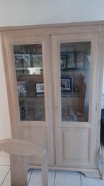Kast met glas, Ophalen