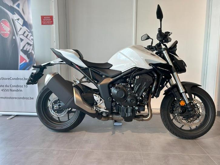 Hornet 1000 neuve!, Motoren, Motoren | Honda, Bedrijf, Naked bike, meer dan 35 kW, 4 cilinders, Motorrijbewijs A, ABS, LED Verlichting