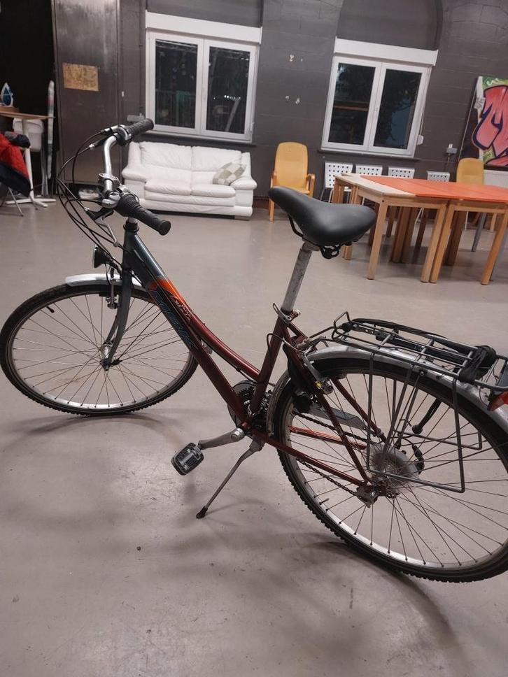 MBK 28' stadsfiets, Fietsen en Brommers, Fietsen | Cruisers en Lowriders, Gebruikt, Aluminium, 51 tot 55 cm, Ophalen