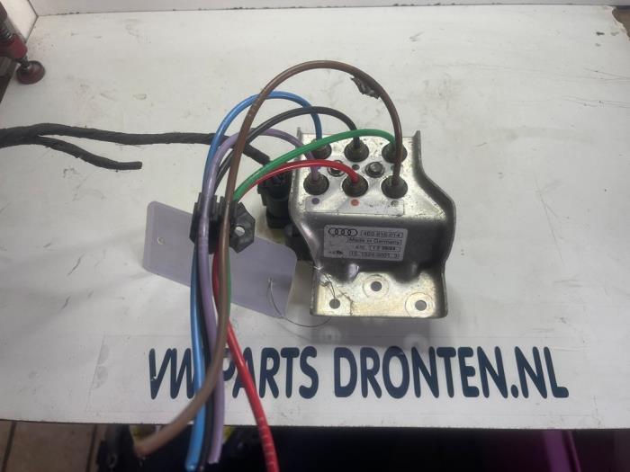 Module suspension à air d'un Audi A8, Autos : Pièces & Accessoires, Suspension & Châssis, Audi, Utilisé, 3 mois de garantie, Enlèvement ou Envoi