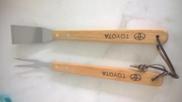 Nieuw :Barbeque set beschikbaar voor biedingen
