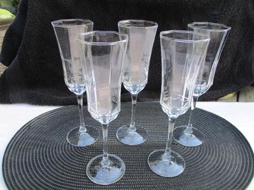 5 Retro achthoekige champagne flute, Antiek en Kunst, Antiek | Glaswerk en Kristal, Ophalen