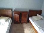 Houten nachtkastje, Huis en Inrichting, Ophalen, Hout, 45 tot 65 cm, 70 cm of meer