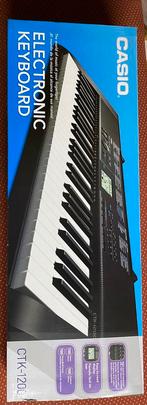 Keyboard casio CTK 1200, Muziek en Instrumenten, Keyboards, Casio, 61 toetsen, Met standaard, Zo goed als nieuw