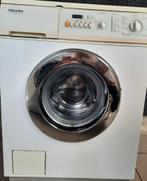 Machine à laver marque Miele 1600 tours par minute, Comme neuf, Programme court, Chargeur frontal, 85 à 90 cm