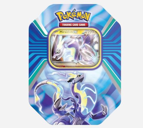 Pokémon Paldea Legends: Tin - Miraidon EX – Slechts €22,95!, Hobby en Vrije tijd, Verzamelkaartspellen | Pokémon, Nieuw, Booster