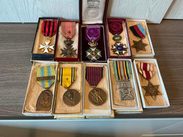 Lot medailles beschikbaar voor biedingen