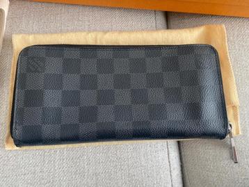 Portefeuille zippy louis Vuitton  beschikbaar voor biedingen