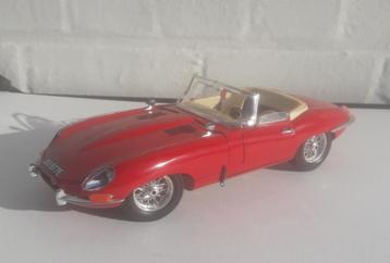Burago model auto Jaguar E-type 1961 scale 1:18