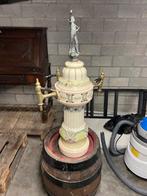 mooi tapkraan oud antiek in orde horica, Enlèvement