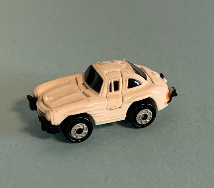 Micro Machines Mercedes Benz SL 300 blanche Galloob 1988, Hobby en Vrije tijd, Modelauto's | Overige schalen, Gebruikt, Auto, Ophalen of Verzenden